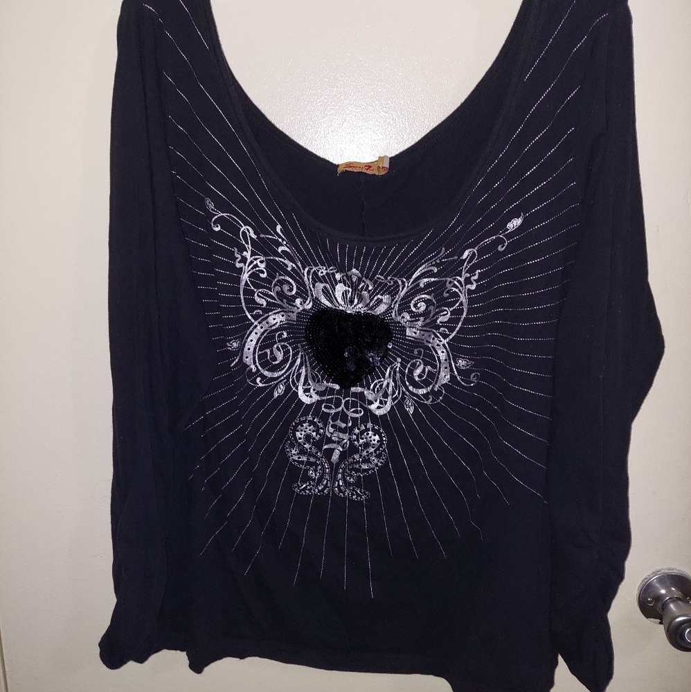Seven Luxe plus size 22/24 black graphic top